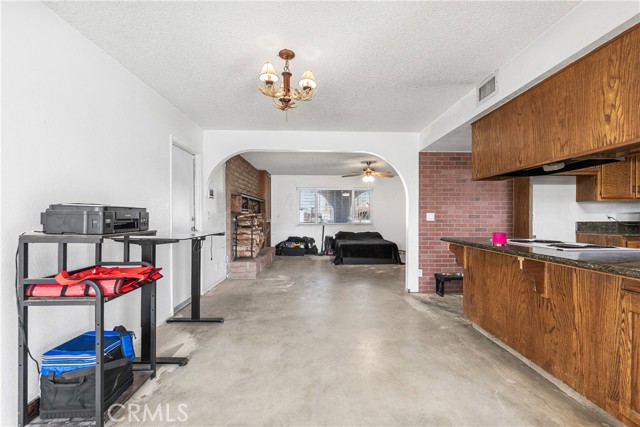 Detail Gallery Image 12 of 42 For 8424 Greenwood, California City,  CA 93505 - 3 Beds | 2 Baths