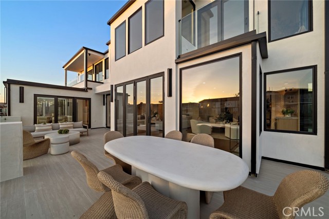 Detail Gallery Image 25 of 57 For 16471 Barnstable, Huntington Beach,  CA 92649 - 5 Beds | 5/1 Baths