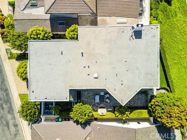 Detail Gallery Image 60 of 65 For 8 Rue Verte, Newport Beach,  CA 92660 - 3 Beds | 3/1 Baths
