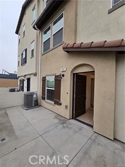 Detail Gallery Image 2 of 43 For 1207 Bonnet, Torrance,  CA 90502 - 4 Beds | 3/1 Baths