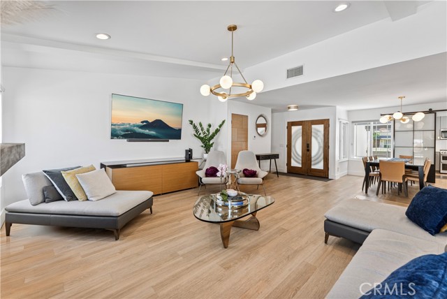 7520 Bobbyboyar Avenue, West Hills CA: https://media.crmls.org/medias/6394f4e3-7587-4647-874b-dbf7f173bb52.jpg