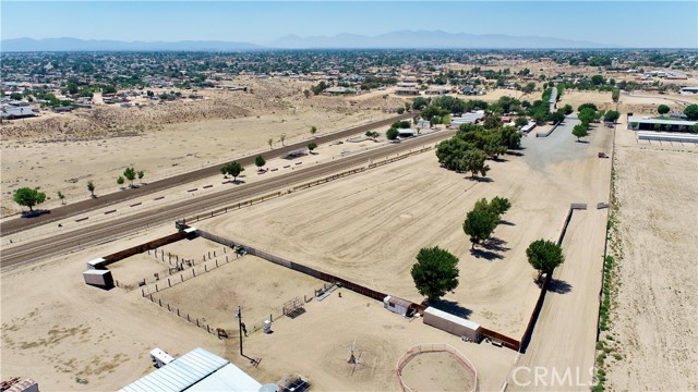 PARKING FOR 100+