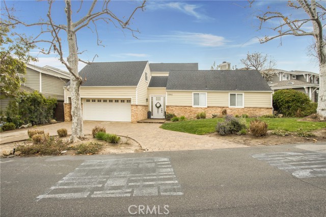 Detail Gallery Image 1 of 26 For 31862 via Pato, Coto de Caza,  CA 92679 - 6 Beds | 5/1 Baths