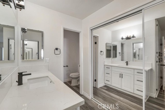 5334 Lindley Avenue, Encino CA: https://media.crmls.org/medias/6396acd1-13fa-4ebb-83dd-a48e5c1a02f0.jpg