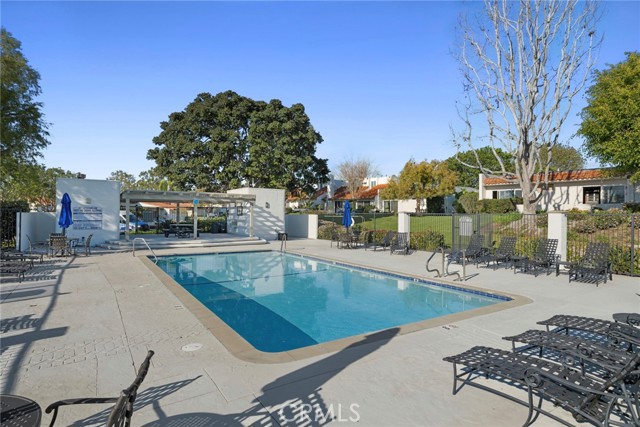 Detail Gallery Image 36 of 36 For 659 Vista Bonita, Newport Beach,  CA 92660 - 2 Beds | 2/1 Baths