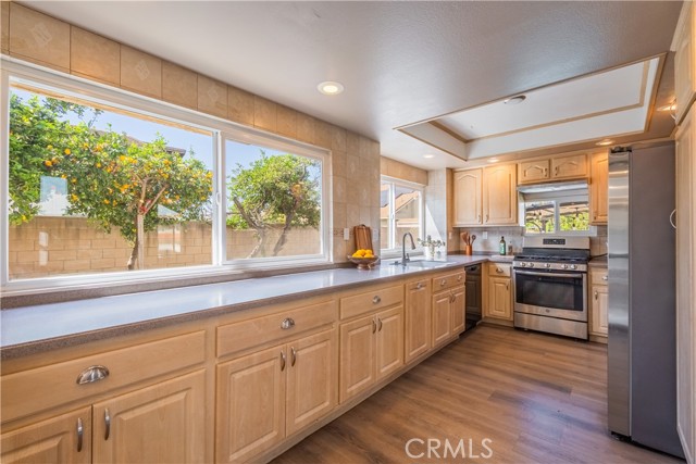 Detail Gallery Image 10 of 45 For 2410 S Sandpiper, Ontario,  CA 91761 - 4 Beds | 3 Baths