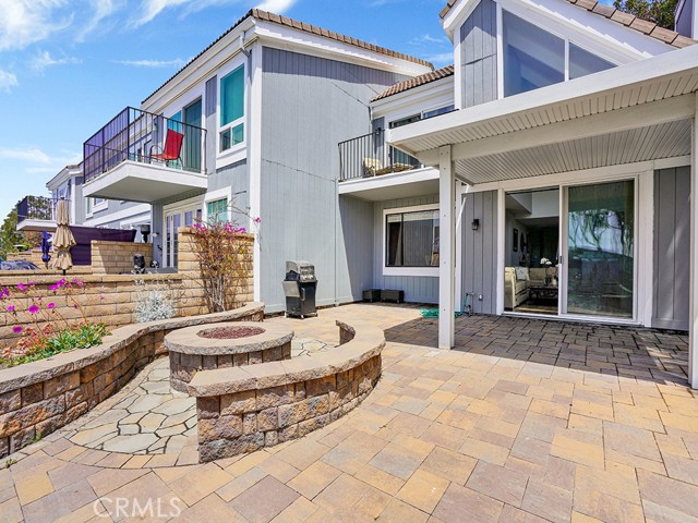 Detail Gallery Image 33 of 63 For 3842 Montego Dr, Huntington Beach,  CA 92649 - 4 Beds | 3 Baths