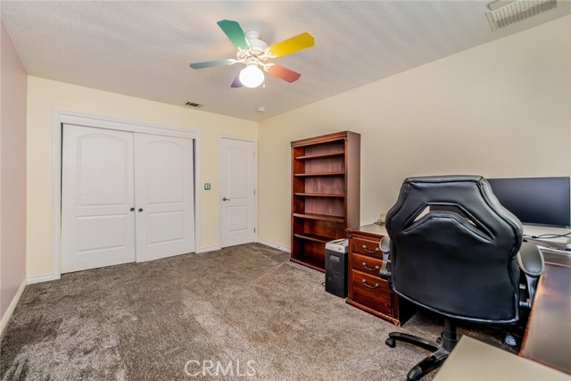 Detail Gallery Image 41 of 50 For 10636 Larch, Oak Hills,  CA 92344 - 5 Beds | 3 Baths