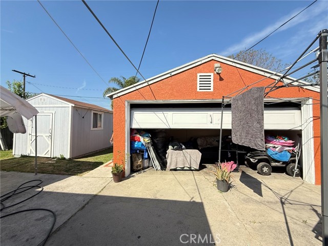 Detail Gallery Image 15 of 21 For 3625 E Marcelle, Compton,  CA 90221 - 3 Beds | 1/1 Baths