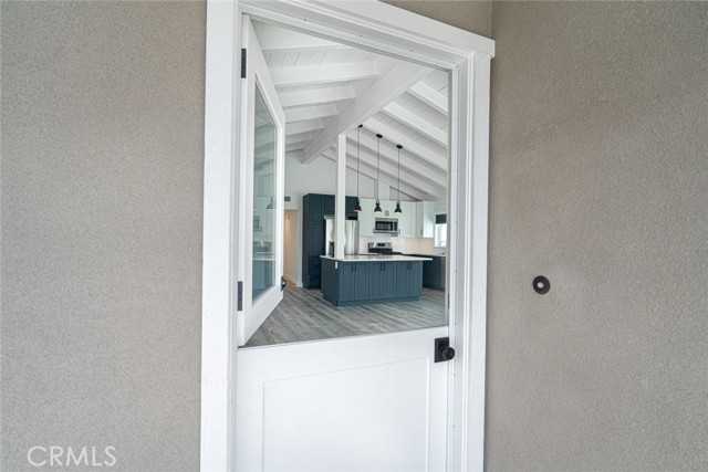 Detail Gallery Image 6 of 34 For 905 W Balboa, Newport Beach,  CA 92661 - 4 Beds | 2 Baths