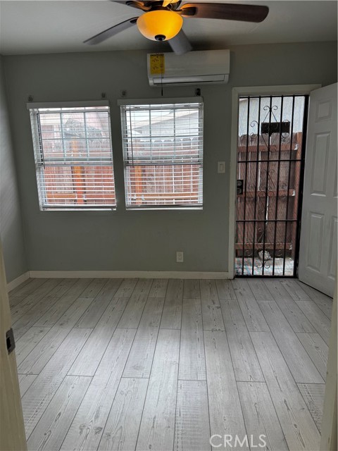 Detail Gallery Image 15 of 16 For 123 E Alondra Bld, Compton,  CA 90220 - – Beds | – Baths
