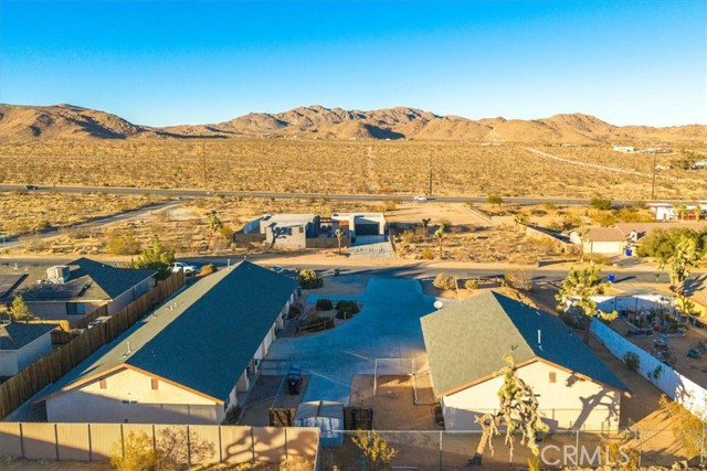 60803 Division Street, Joshua Tree CA: https://media.crmls.org/medias/639a3d4f-ab41-4a17-9693-3eeeeb4d1ccf.jpg