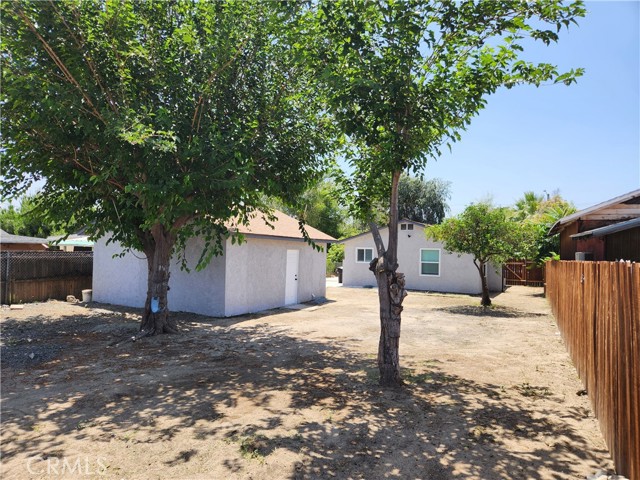 Detail Gallery Image 18 of 23 For 841 E H St, Colton,  CA 92324 - 2 Beds | 1 Baths