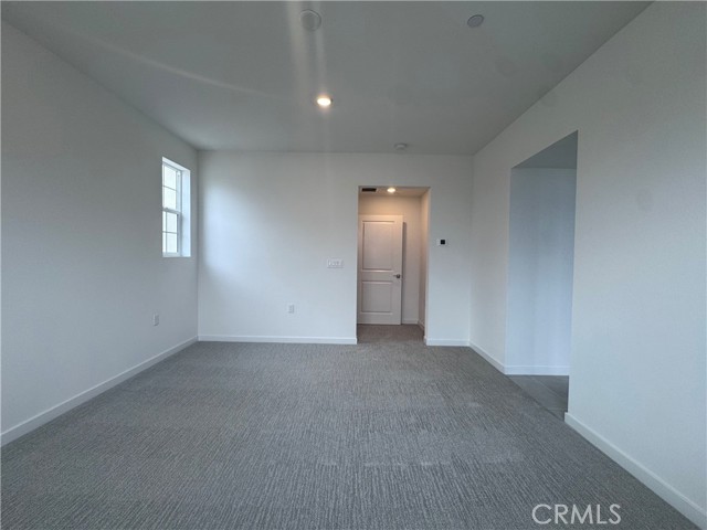 12865 Denali Way, Eastvale CA: https://media.crmls.org/medias/639acca1-3bed-438a-9653-02b9dbae5109.jpg
