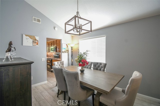 Detail Gallery Image 9 of 38 For 39520 Countryside, Murrieta,  CA 92562 - 4 Beds | 2 Baths