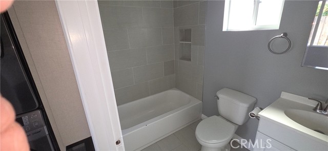 Detail Gallery Image 31 of 56 For 20237 Vanowen, Winnetka,  CA 91306 - 2 Beds | 1 Baths