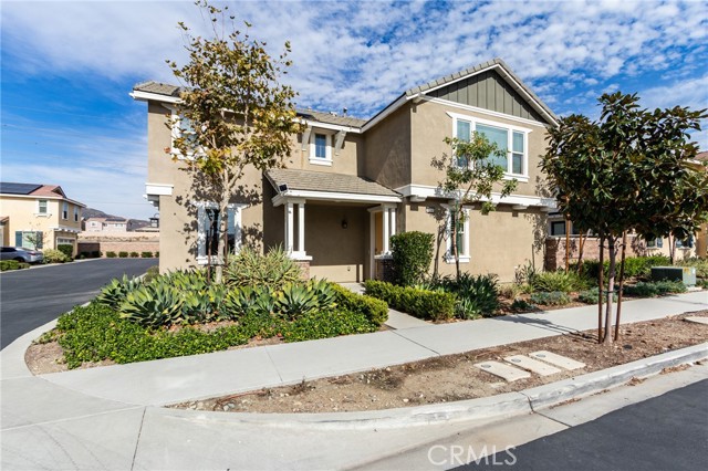 16540 Monteviejo, Fontana CA: https://media.crmls.org/medias/639ba9a4-26ee-4f79-9581-4cc4b23bdf4f.jpg