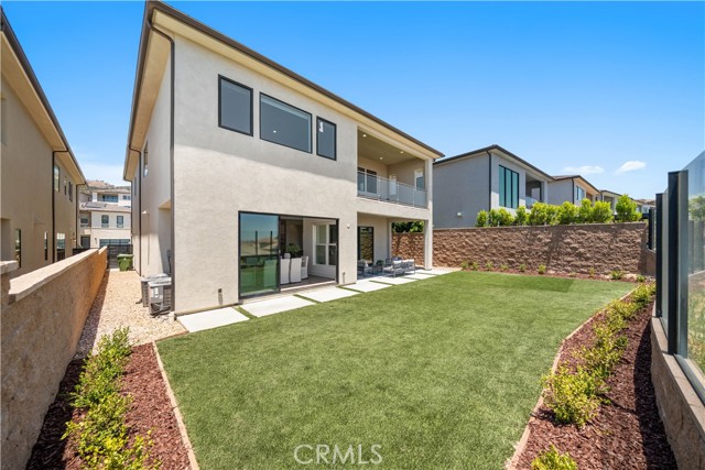 Detail Gallery Image 40 of 70 For 20548 Hummingbird Ct, Porter Ranch,  CA 91326 - 5 Beds | 5/1 Baths