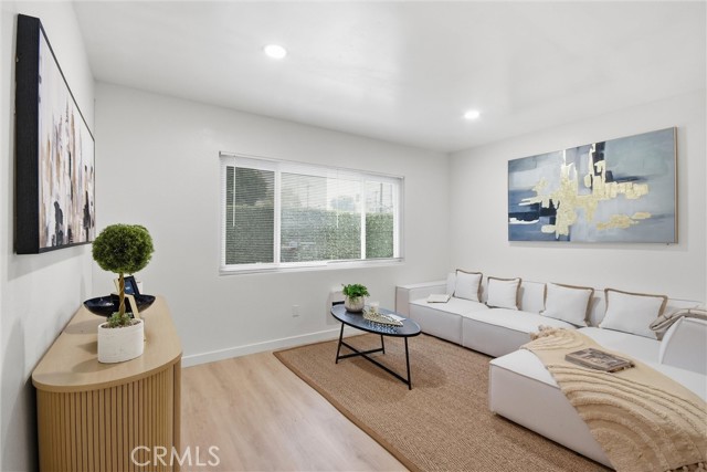 Detail Gallery Image 10 of 41 For 728 Richbrook, Claremont,  CA 91711 - 3 Beds | 2 Baths