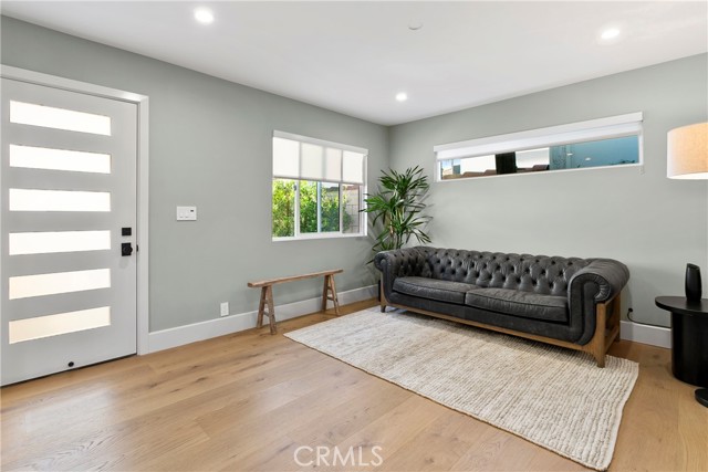 Detail Gallery Image 7 of 15 For 354 La Perle Ln #B,  Costa Mesa,  CA 92627 - 3 Beds | 1 Baths