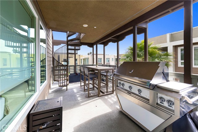 983 Doheny Way, Dana Point CA: https://media.crmls.org/medias/639fa807-f67f-4cba-b483-bda70f7e6acd.jpg