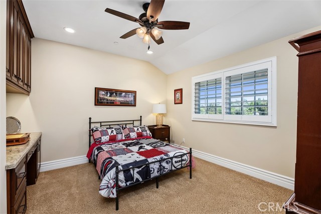 Detail Gallery Image 32 of 51 For 5571 Clover Hill Dr, Yorba Linda,  CA 92886 - 5 Beds | 6/2 Baths