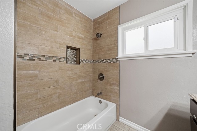 Detail Gallery Image 13 of 39 For 2449 Rancho, Riverside,  CA 92507 - 4 Beds | 3 Baths