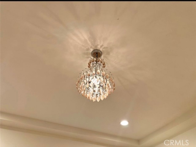 Detail Gallery Image 16 of 73 For 646 S Courson Dr, Anaheim,  CA 92804 - 6 Beds | 5 Baths