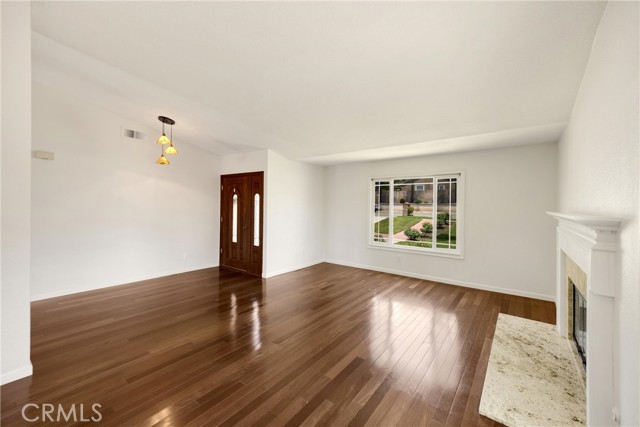 Image 7 of 64 For 8291 Jennet Street