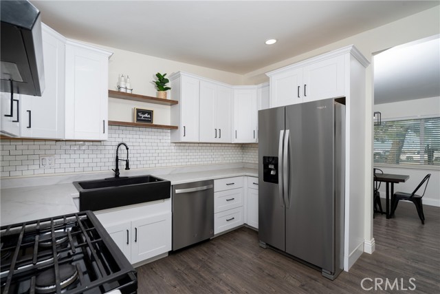 Detail Gallery Image 16 of 42 For 22947 Lucilla Rd, Apple Valley,  CA 92308 - 3 Beds | 1 Baths