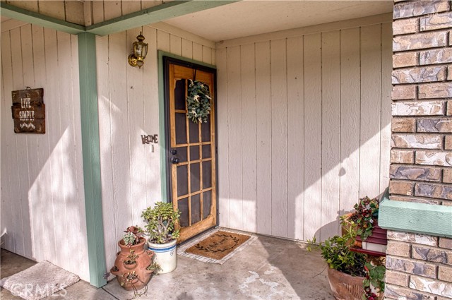 Detail Gallery Image 3 of 32 For 22052 Melrose Ct, Madera,  CA 93638 - 3 Beds | 2/1 Baths