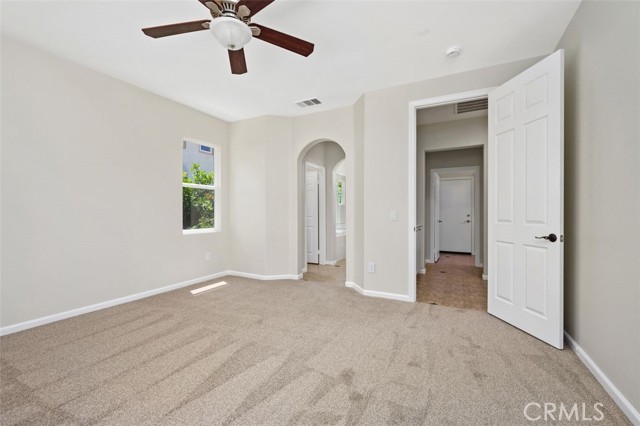 35051 Via Santa Catalina, Winchester CA: https://media.crmls.org/medias/63a50cce-6b28-4e5c-b9e8-466fe9afee89.jpg