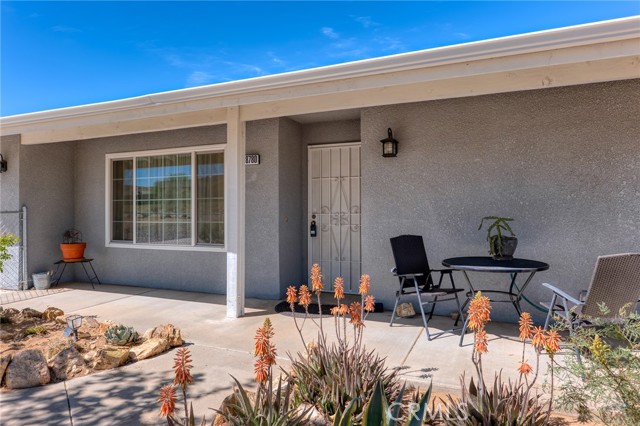 Detail Gallery Image 6 of 45 For 58780 Buena Vista, Yucca Valley,  CA 92284 - 2 Beds | 2 Baths