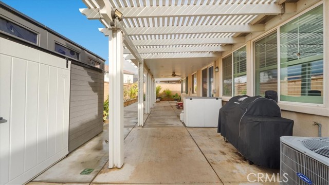 Detail Gallery Image 20 of 32 For 5144 Sammy Hagar Way, Fontana,  CA 92336 - 4 Beds | 2 Baths