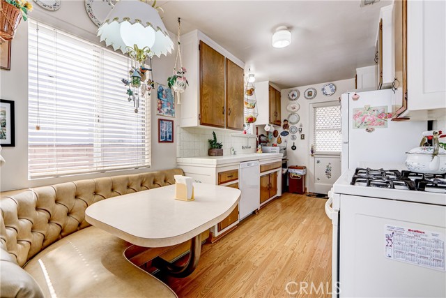 4750 W 191st Street, Torrance CA: https://media.crmls.org/medias/63a6603e-1d02-4cd8-9aeb-c16e9b05d62a.jpg