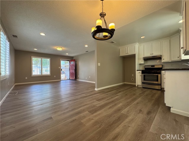 12302 160th Street, Norwalk CA: https://media.crmls.org/medias/63a770a7-1115-4801-88c9-7c32f02de80c.jpg