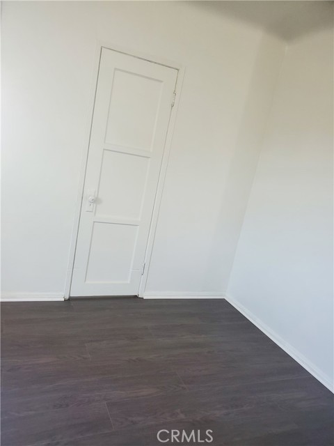 Detail Gallery Image 9 of 11 For 837 W W Gage Ave, Los Angeles,  CA 90044 - – Beds | – Baths