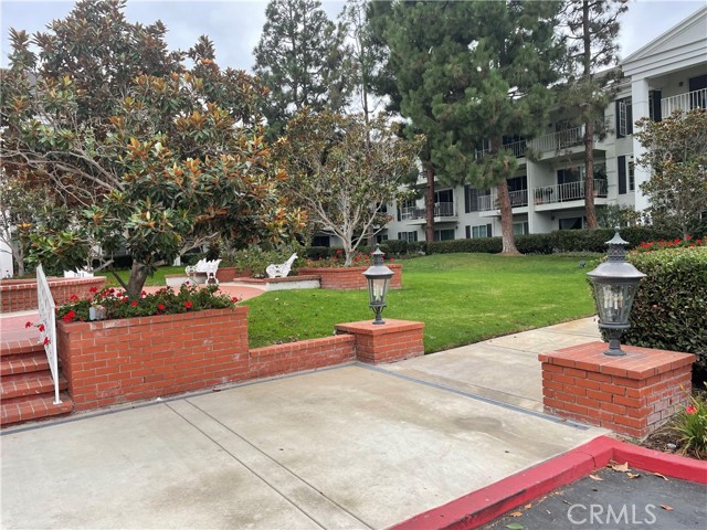 Detail Gallery Image 16 of 57 For 101 Scholz Plz #123,  Newport Beach,  CA 92663 - 1 Beds | 1 Baths