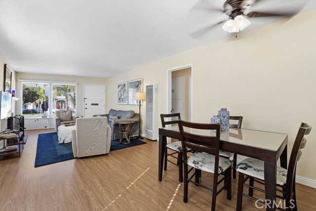 Detail Gallery Image 11 of 29 For 520 12th St, Huntington Beach,  CA 92648 - 2 Beds | 1 Baths