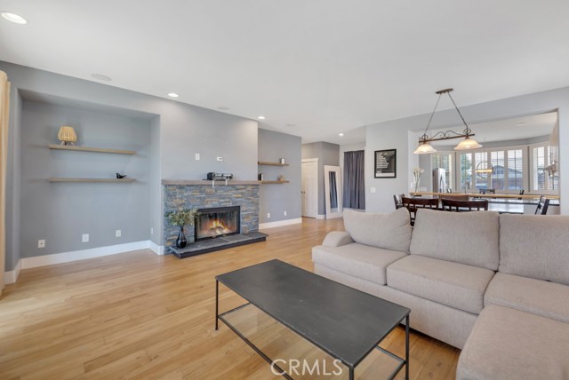 1250 W Avenue H7, Lancaster CA: https://media.crmls.org/medias/63a92afe-9c34-430b-a0c0-481109695153.jpg