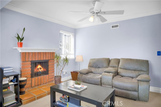 Detail Gallery Image 36 of 73 For 10201 Beverly Dr, Huntington Beach,  CA 92646 - 5 Beds | 2/1 Baths