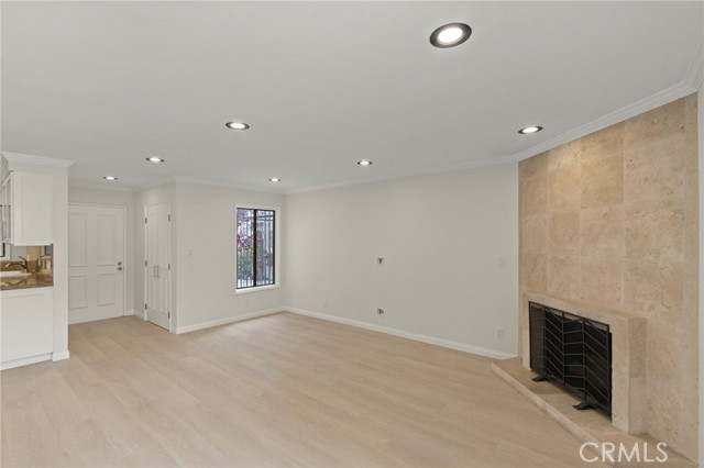 Detail Gallery Image 7 of 31 For 10521 National Bld #101,  Los Angeles,  CA 90034 - 2 Beds | 2 Baths