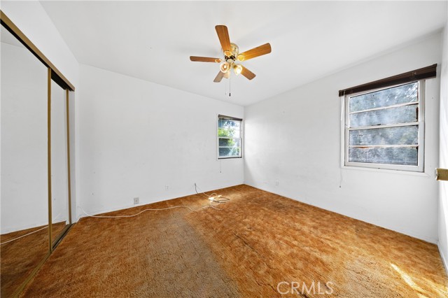 725 Michigan Avenue, Beaumont CA: https://media.crmls.org/medias/63aabe23-7fc5-4b59-9a6d-b5a996302849.jpg