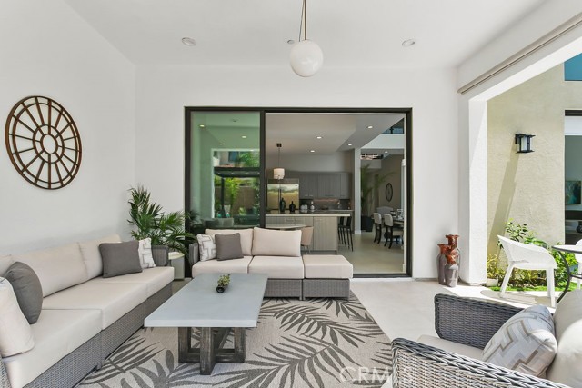 20042 W Mersey Lane, Porter Ranch CA: https://media.crmls.org/medias/63ac1289-125e-4087-9d58-a0ecea2a64fc.jpg