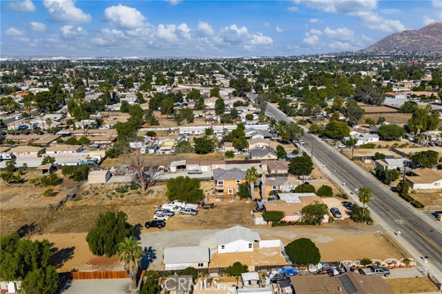 24959 Myers Avenue, Moreno Valley CA: https://media.crmls.org/medias/63ac9e16-b174-4c4a-960e-9cdbb8442b69.jpg