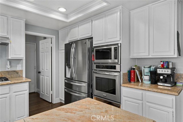 Detail Gallery Image 13 of 31 For 5810 Greens Dr, Riverside,  CA 92509 - 2 Beds | 2 Baths