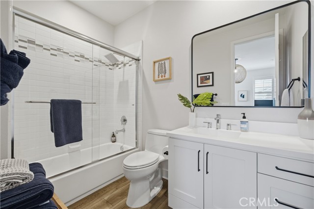 Detail Gallery Image 25 of 39 For 2112 Tidewater Cir, Costa Mesa,  CA 92627 - 3 Beds | 3 Baths