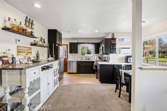 Detail Gallery Image 7 of 33 For 5204 Ensenada, Atascadero,  CA 93422 - 2 Beds | 2 Baths