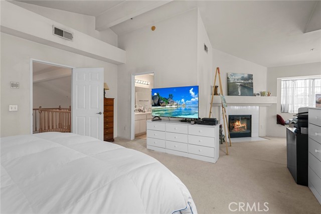 Detail Gallery Image 14 of 22 For 15058 Providence Ln, North Hills,  CA 91343 - 3 Beds | 2/1 Baths