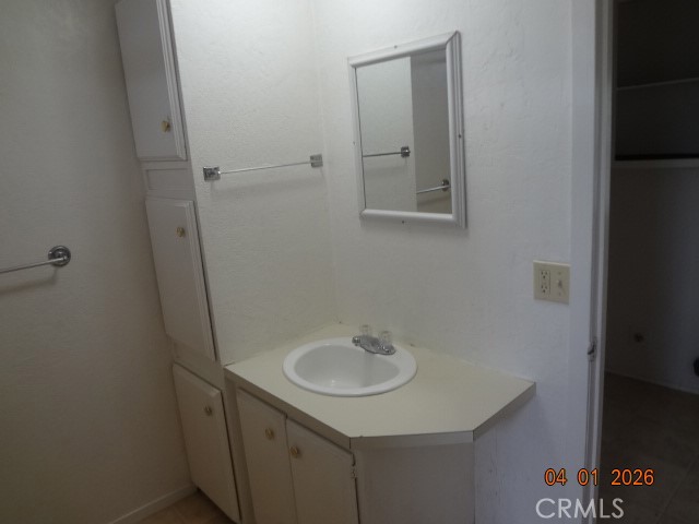 Detail Gallery Image 14 of 17 For 3327 Green Ave, Clearlake,  CA 95422 - 2 Beds | 1 Baths